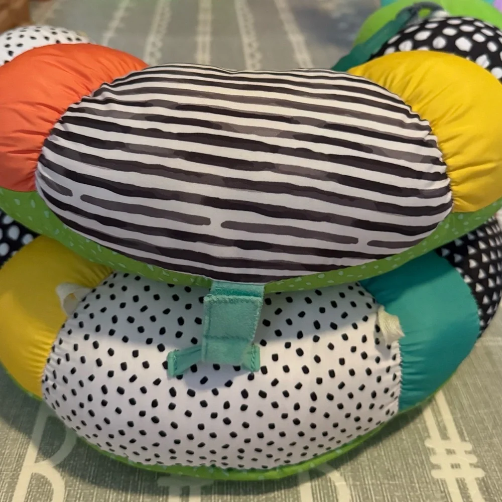 Colorful Infantino Caterpillar Baby Seat - Picture 3 of 6